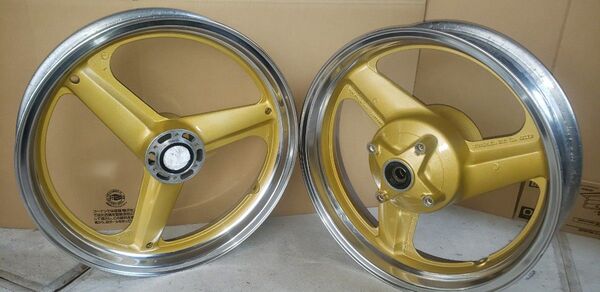 ホンダ NC31 CB400SF スーパーフォア 純正 ホイール ゴールド塗装 リム鏡面 塗装後未使用 2液ウレタン F/Rセット