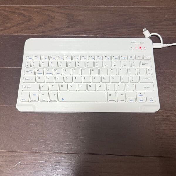 Bluetooth キーボード ワイヤレスキーボード ホワイト Keyboard iPad