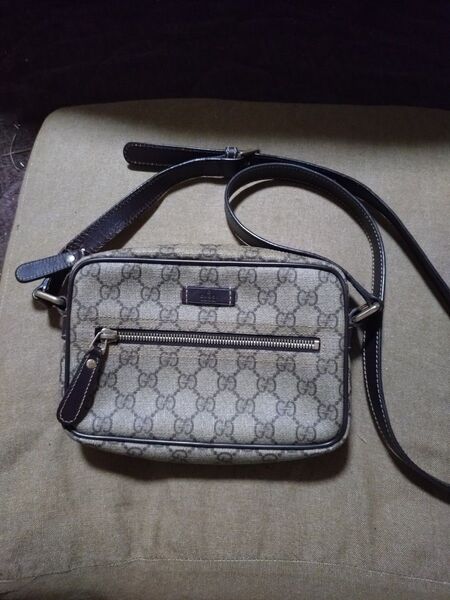 GUCCI ショルダーバッグ GGキャンバス ベージュ系