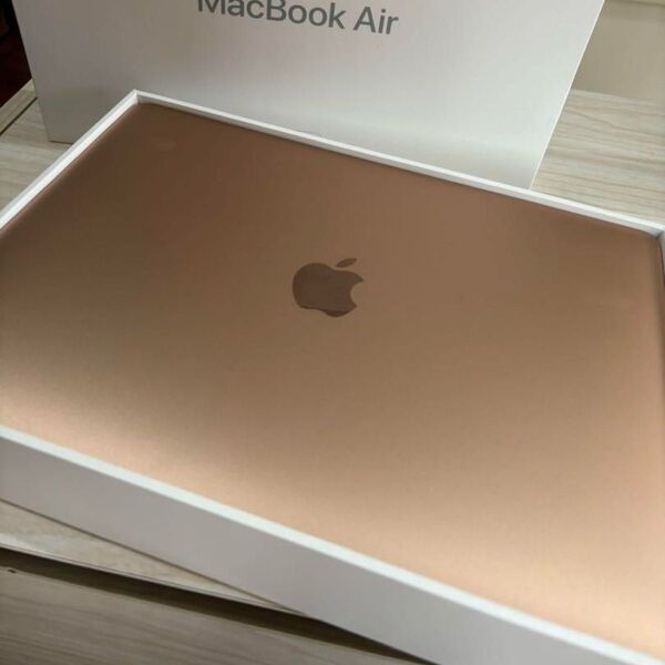 【美品】Apple MacBook Air 128GB Corei5 2018 13inc ローズゴールド