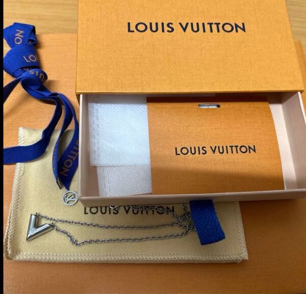 値下げ!本日まで LOUIS VUITTON ルイ・ヴィトン エッセンシャルV ネックレス