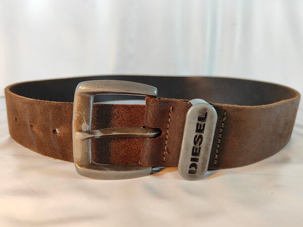 【美品】DIESEL ディーゼル 正規品 高級スエードレザーベルト 本革/真鍮