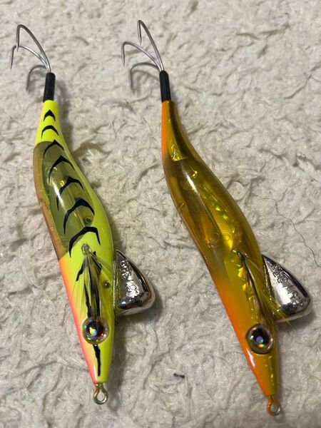 シマノ タコエギ 中古 2回使用 フラッシュブースト チャートエビ1個 ゴールド1個