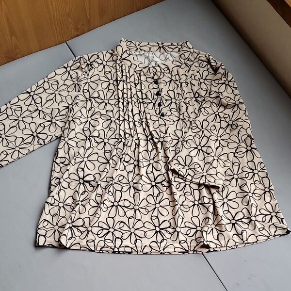 七分袖 カットソー 花柄