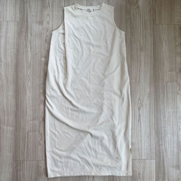 【moussy】FREE ワンピース ノースリーブ タンクトップ アイボリー