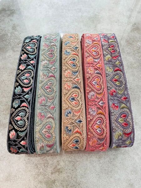インド刺繍リボン お好きなリボン1m ハンドメイド ヘアアクセサリー ポーチ