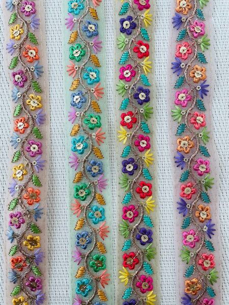 インド刺繍リボン お好きなリボン1m ハンドメイド ヘアアクセサリー ポーチ