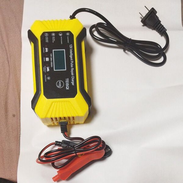 バッテリー充電器 12V 6A 全自動バッテリーチャージャー パルス充電修復 新品未使用品