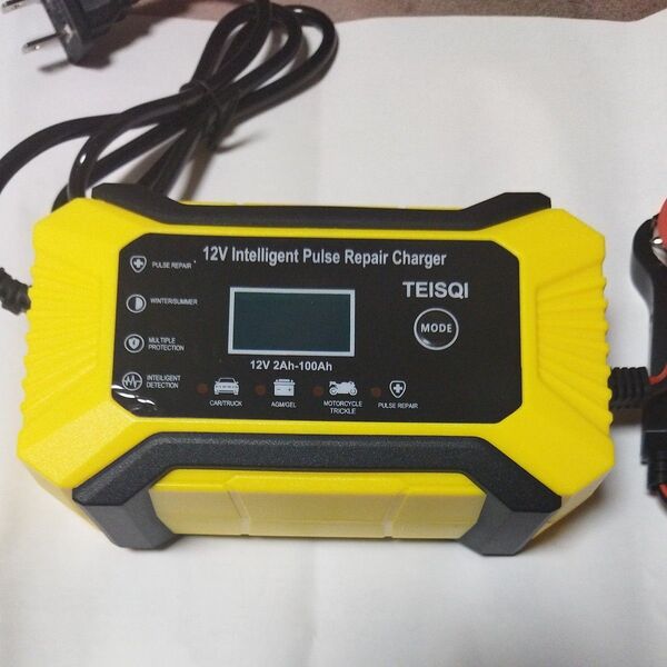 バッテリー充電器 12V 6A パルス充電修復 全自動バッテリーチャージャー 自動車 バイク 新品未使用品