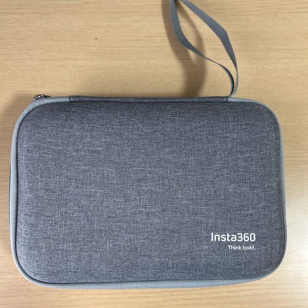 Insta360 X4スタンダード本体+新自撮り棒85cmグリップ付き+純正キャップ+メモリ64GB+純正収納ケース