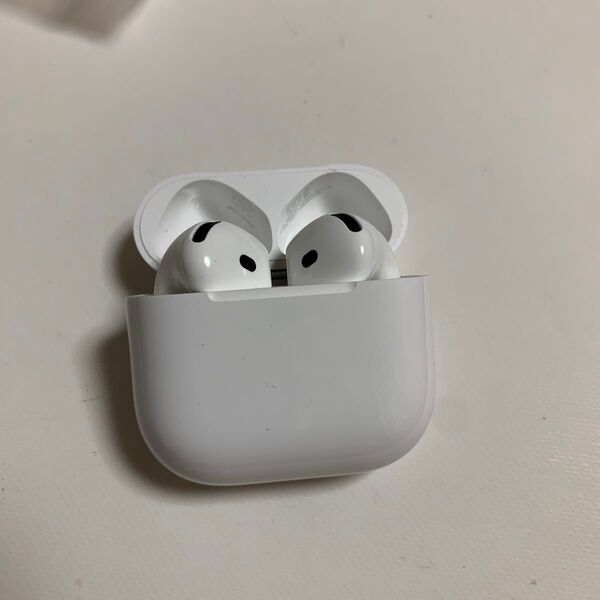 Apple Airpods 第4世代 ANC A3059 3056 3055 ワイヤレスイヤホン