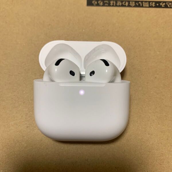 Apple AirPods 第4世代 ANC ノイズキャンセリング付き