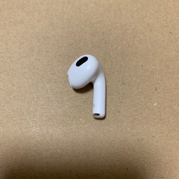 Apple AirPods 第3世代 右側 右 右耳 右イヤホン