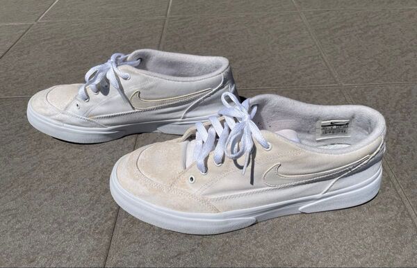 NIKEスニーカー