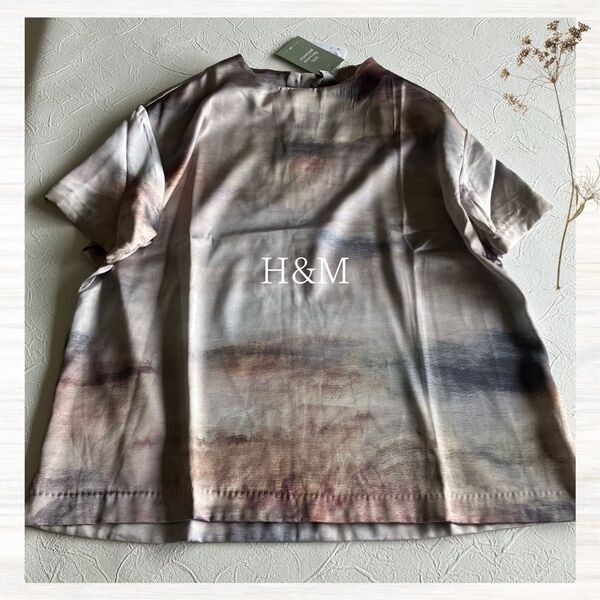 【新品・タグ付き】H&M 光沢 サテン絵画ブラウス オーバーサイズ 半袖 M