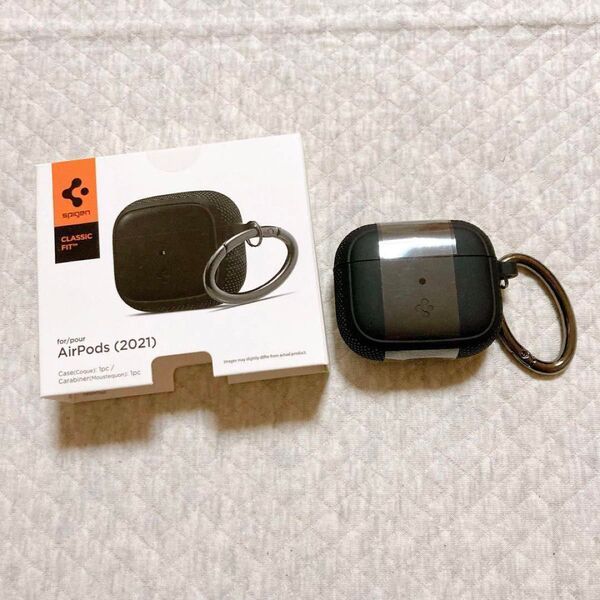 Spigen AirPods 3 ケース Airpods 第3世代 ケース カバー ファブリック ワイヤレス充電 対応 カラビナ