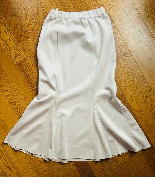ロングスカート ベージュ マーメイド シルエット