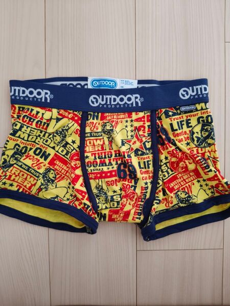 新品 男の子 メンズ ボクサーパンツ アウトドア サイズM ロゴ総柄