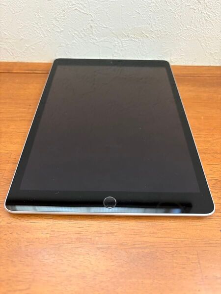 iPad第9世代64gb Wi-Fi+Cellular SIMフリー