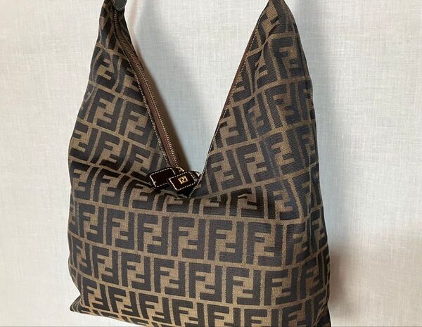 【超美品】FENDI フェンディ ズッカ柄 ジャガード ヴィンテージ バッグ