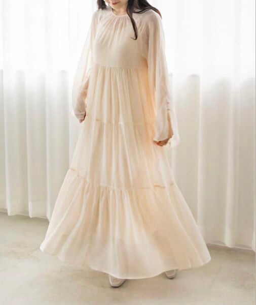 【新品・タグ付き】RANDA シアーティアードワンピース