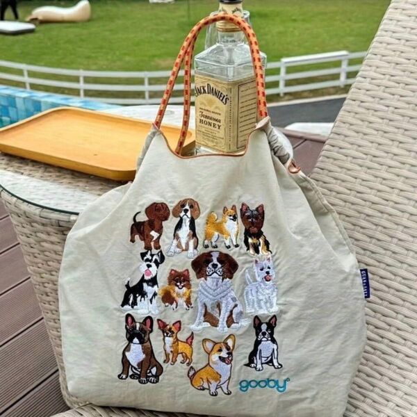 新品 刺繍 トートバッグ エコバッグ ナイロン 軽量 Mサイズ ライトグレー