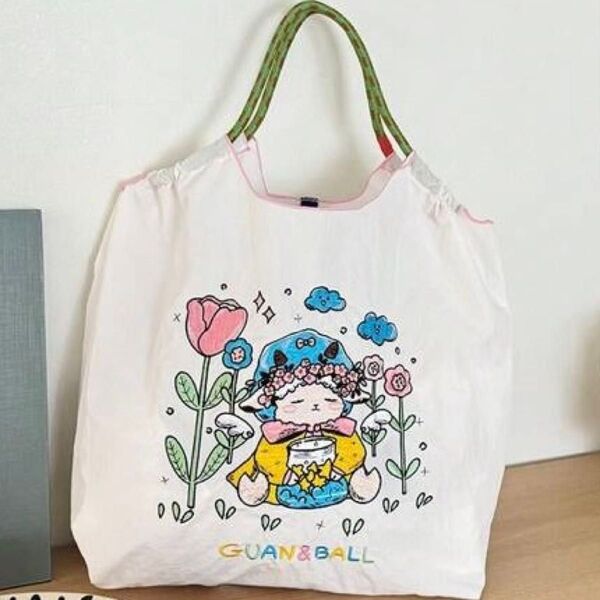 新品 ヒツジちゃん刺繍 軽量 エコバッグ ナイロン Mサイズ ホワイト
