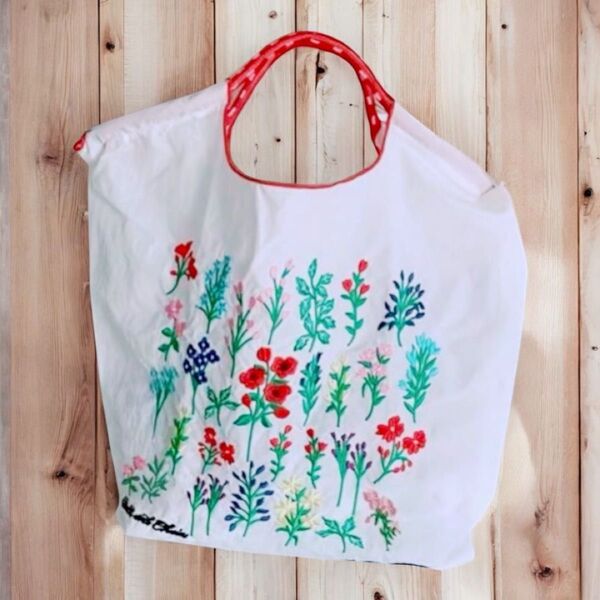 新品 カラフルお花刺繍 軽量 エコバッグ ナイロン Mサイズ ホワイト
