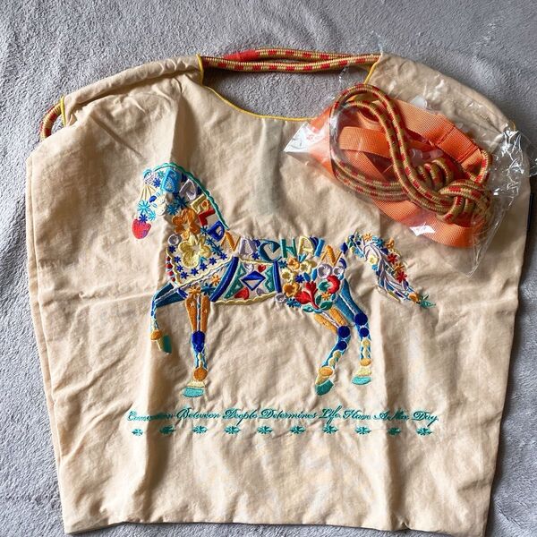 新品 馬 花柄 刺繍 軽量 エコバッグ ナイロン Mサイズ ベージュ
