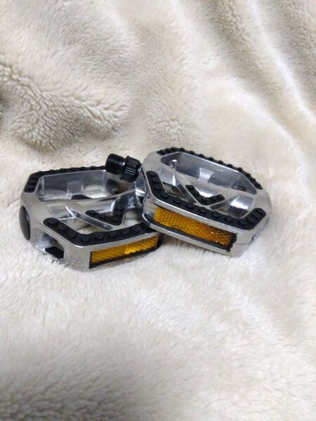 **未使用品** 25年製 HYDEE2 ハイディー2 標準仕様 ペダル 左右セットブリヂストン 電動自転車