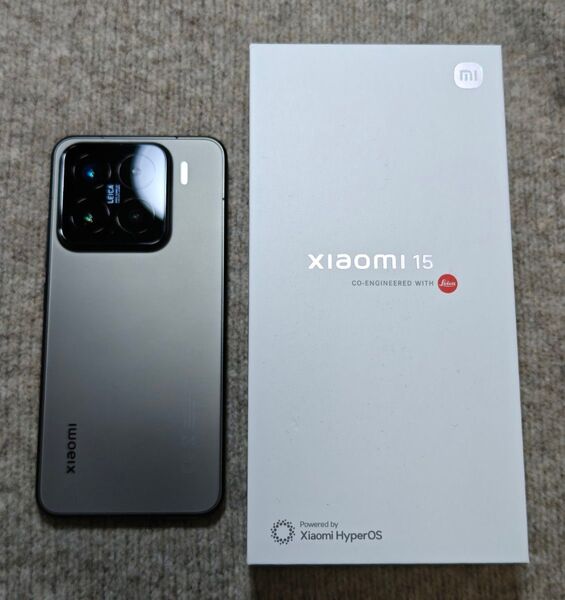 【美品】国内版 Xiaomi 15 Black 12/256GB【付属品完品、おまけ多数】