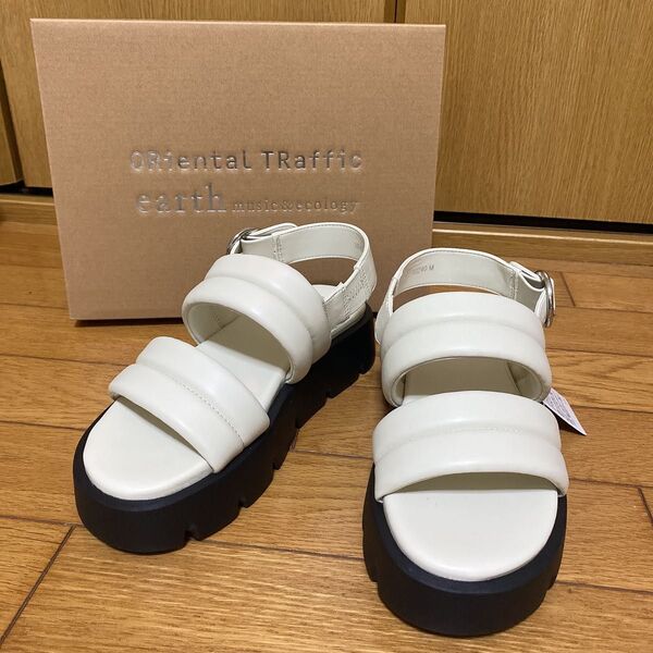 新品未使用 ORiental TRaffic パデットサンダル アイボリー
