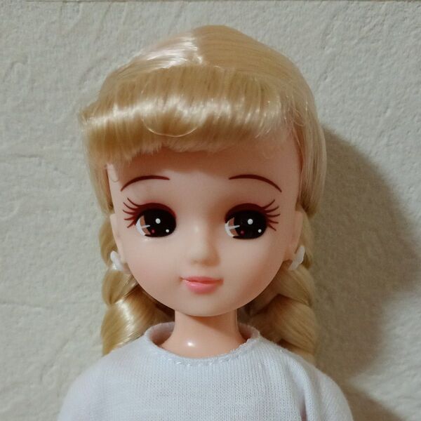 リカちゃん人形★2018年日本橋BASICモデルリカちゃんV3★三つ編み★リカちゃんキャッスル製★中古美品