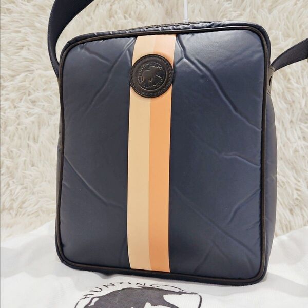 美品 ハンティングワールド バチュークロス ショルダーバッグ クロスボディ 紺