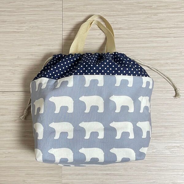 巾着袋 巾着バッグ お弁当袋 お着替え袋 小物入れ ☆ ハンドメイド 北欧 水玉