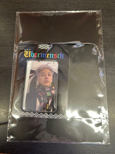 G-DRAGON ジヨン お守りキーホルダー キーリング Ubermensch 東京ドーム トレカケース