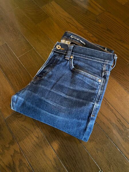 美品中古&denimスキニータイトスリムジーンズパンツストレッチインディゴH&M美品30ボタンフライ本革レザーパッチ