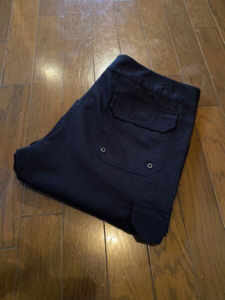 美品UNIQLOワークカーゴペインターショートハーフパンツクライミングパンツ