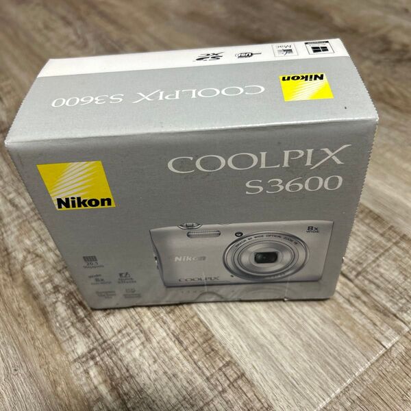 Nikon COOLPIX S3600 シルバー