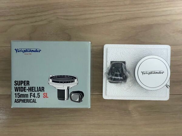 珍品? NikonFマウント Voigtlander SUPER WIDE-HELIAR15mm F4.5 Aspherical