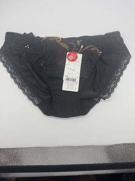 女性用下着ショーツ ワコール サルートLサイズ