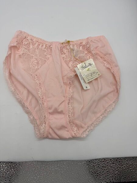 女性用下着ショーツ ワコールサルート Mサイズ