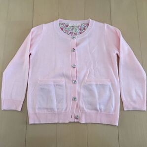 送料込み 新品同様美品 ピンクの長袖カーディガン かわいい花柄ボタン 100cm 冷房対策にも 送料無料
