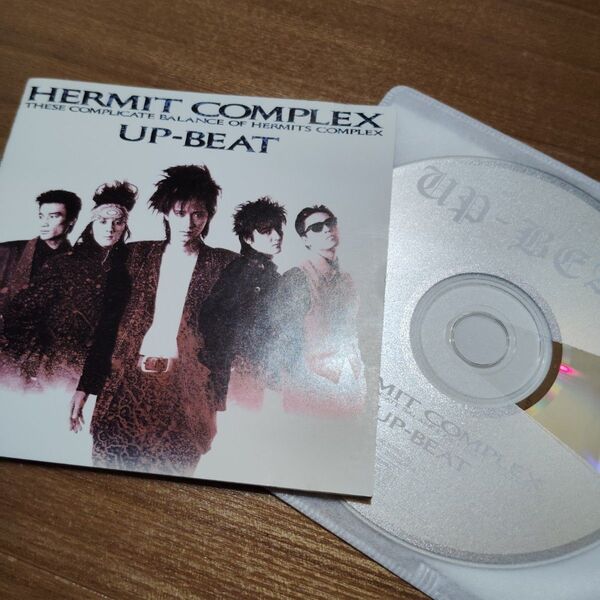 UP BEATアップビート hermit complex