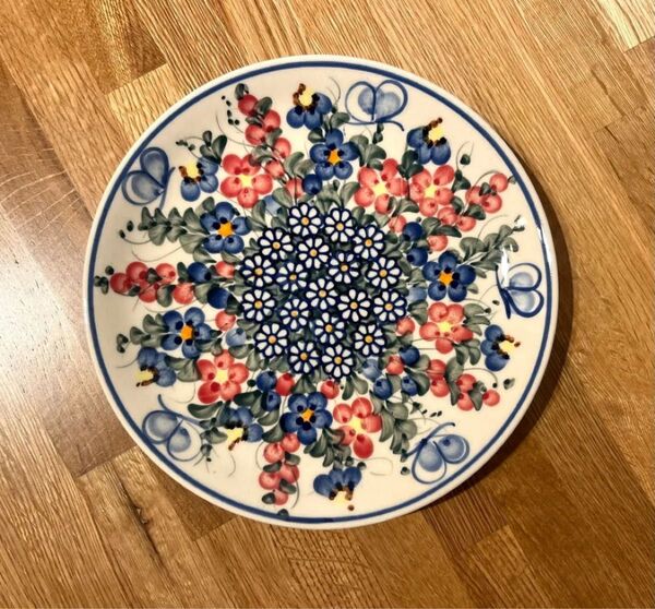 19cmプレート お皿 お花と蝶々 ポーランド食器 ポーランド陶器 ポーリッシュポタリー