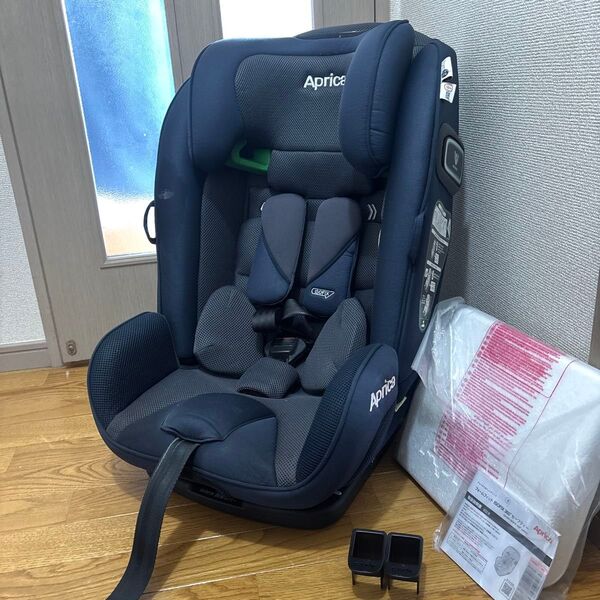 アップリカ フォームフィット ISOFIX 360° セーフティー