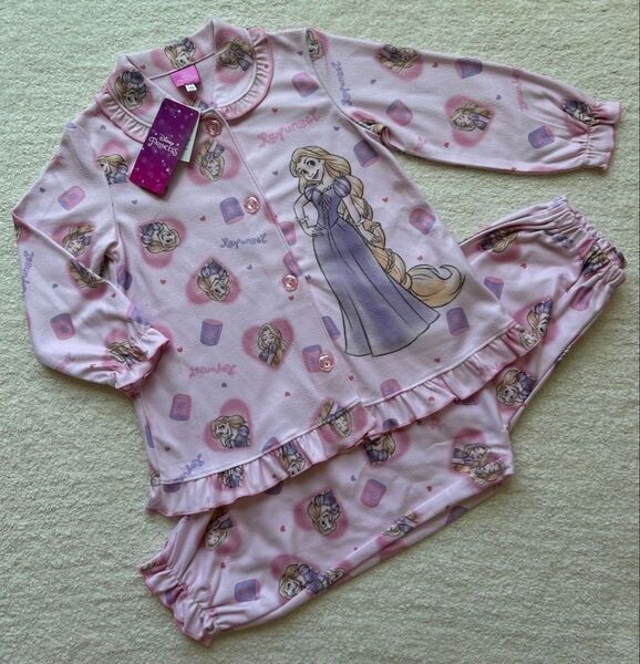 【新品タグ付き】ディズニー ラプンツェル パジャマ 前開き ボタン 100 女の子 キッズ ナイトウエア 長袖