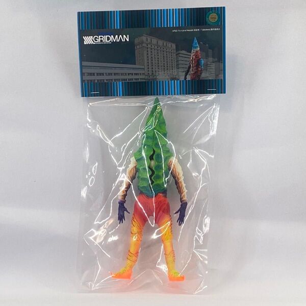 新品未開封 ナナシB ソフビ フィギュア グリッドマン サイケデリック版 蓄光 怪獣