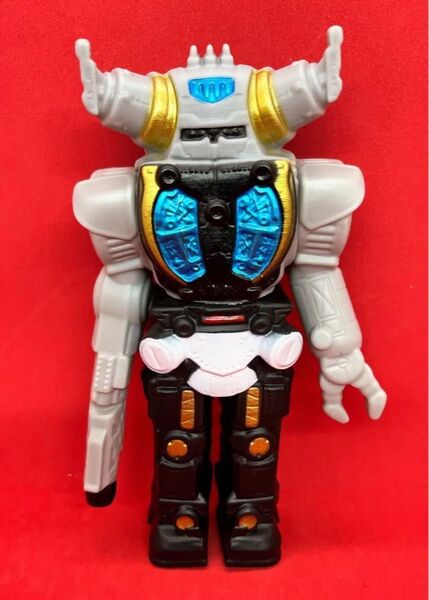 キングジョーストレイジカスタム フィギュア 怪獣 ソフビ フィギュア ウルトラマン