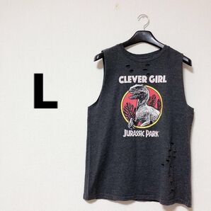 126【ジュラシックパーク】 ダークグレーのタンクトップ、恐竜プリント ダメージ加工【L】126